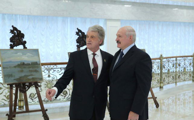 Лукашенко снова заявил о контрабанде оружия
