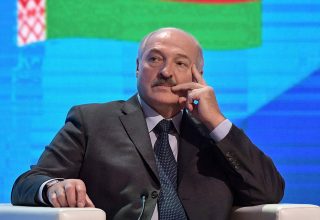Президент Белоруссии призвал закончить конфликт на Донбассе