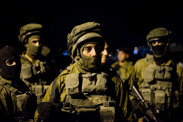 Израильские военные сообщили о задержании 16 палестинцев на Западном берегу