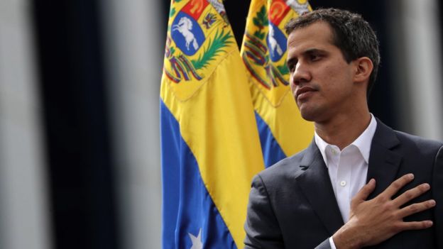 Капитан ВВС Венесуэлы признал Гуайдо временным президентом
