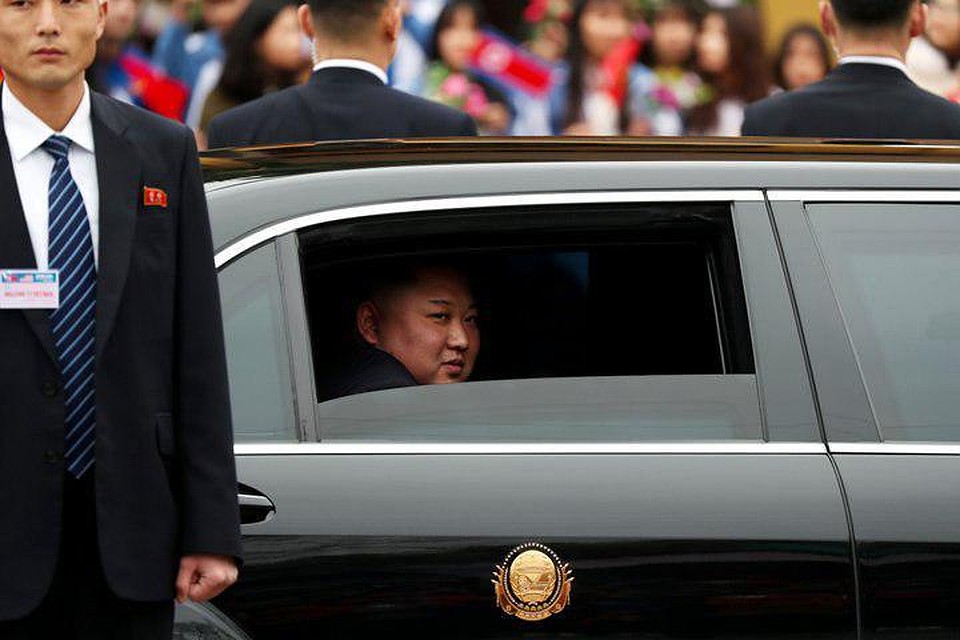 Ким Чен Ын прибыл в Ханой для встречи с Трампом