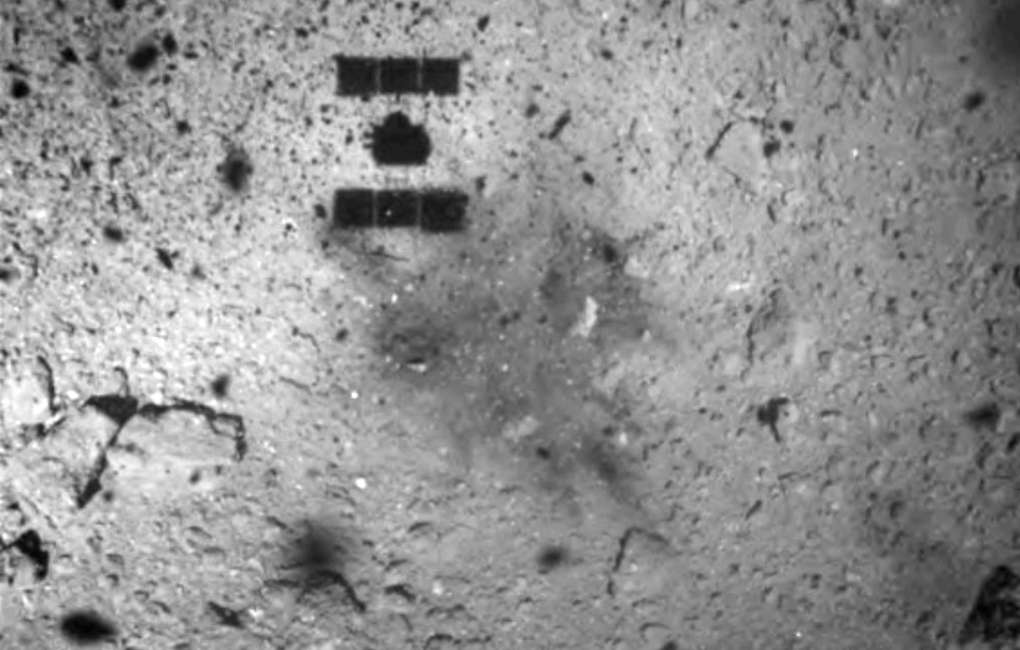 Японский зонд «Хаябуса-2» совершил успешную посадку на астероид Рюгу