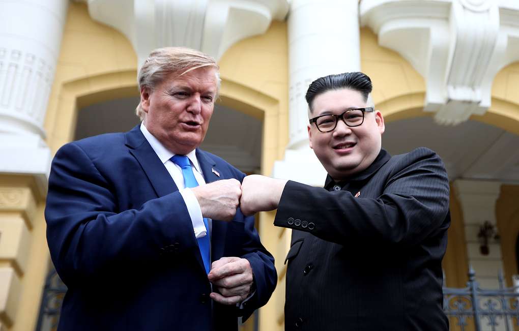 Двойники Ким Чен Ына и Дональда Трампа появились в Ханое накануне второго саммита США-КНДР