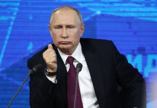 Путин и Макрон обсудили ситуацию по Украине