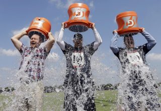 Скончался автор Ice Bucket Challenge