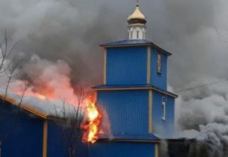 В Киеве загорелась церковь