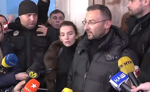 Депутат Киевского облсовета Вячеслав Соболев назвал имена людей, которые, по его мнению, могут стоять за покушением, в результате которого погиб его 3 летний сын