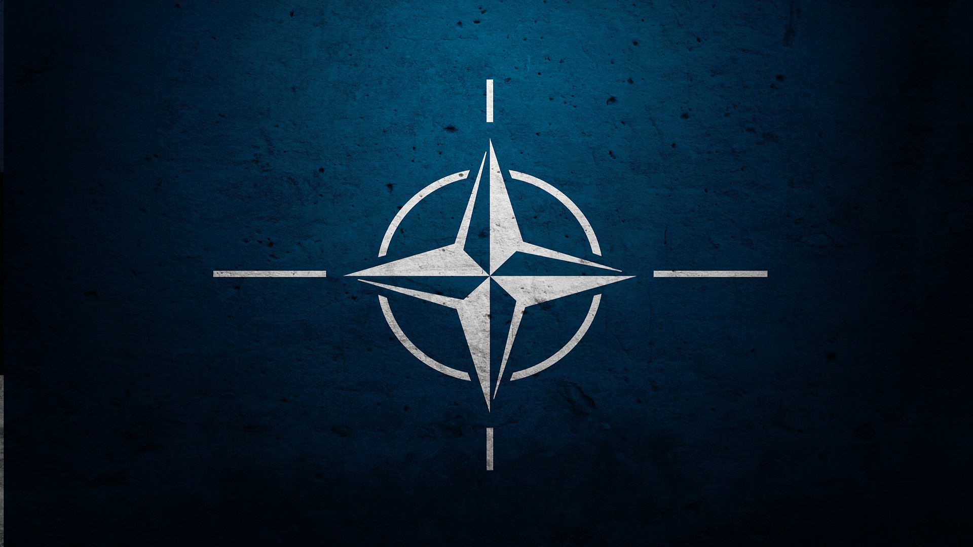 НАТО не считает Россию врагом