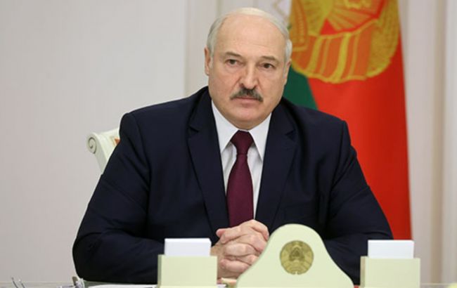 Белорусская автокефальная церковь наложила на Лукашенко анафему, обозначив его как «диктатора и убийцу»
