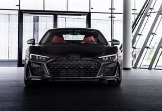 Компания ауди Audi представила новую версию спорткара