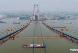 Мост-рекордсмен открыли в Китае