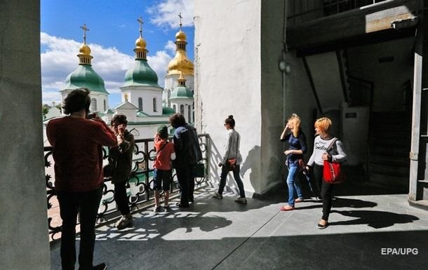 Потери сферы туризма в Украине оценили в 60 млрд за год