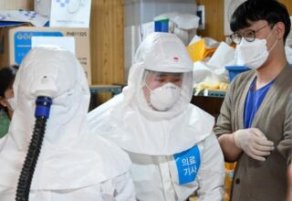 В Южной Корее заявили об успешном сдерживании третьей волны коронавируса