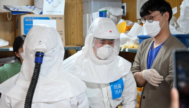 В Южной Корее заявили об успешном сдерживании третьей волны коронавируса