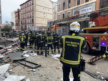 В результате взрыва в Мадриде погибли три человека — фото, видео