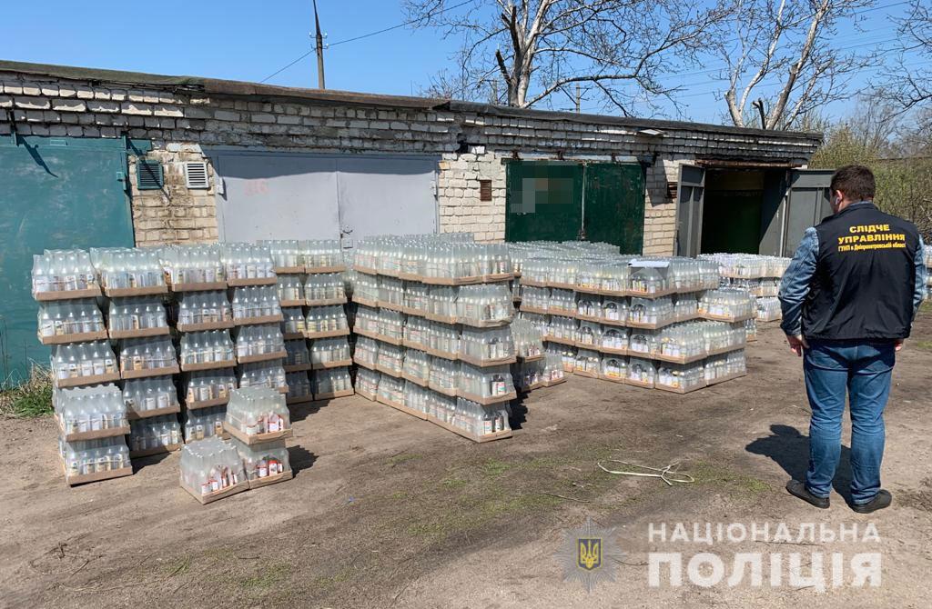 В Днепропетровской области перекрыт канал поставки контрафактной алкогольной и табачной продукции