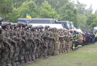 В посёлке Писаревка Харьковской области состоялись тактико-специальные учения разных силовых ведомств совместно с ГСЧС