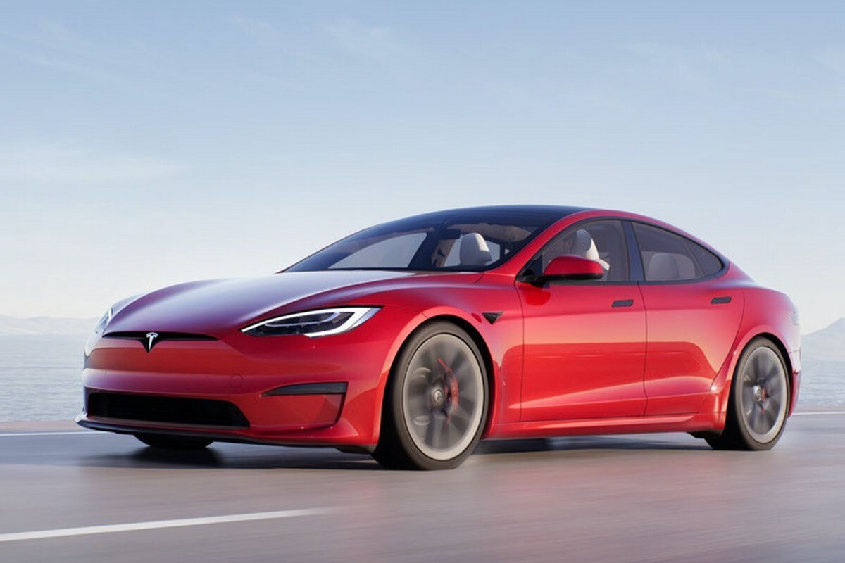 Tesla Model S Plaid стала дороже на 10 тысяч долларов США перед самым началом поставок