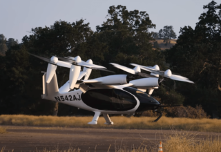 Joby Aviation провела тестовый полёт своего электрического летающего такси