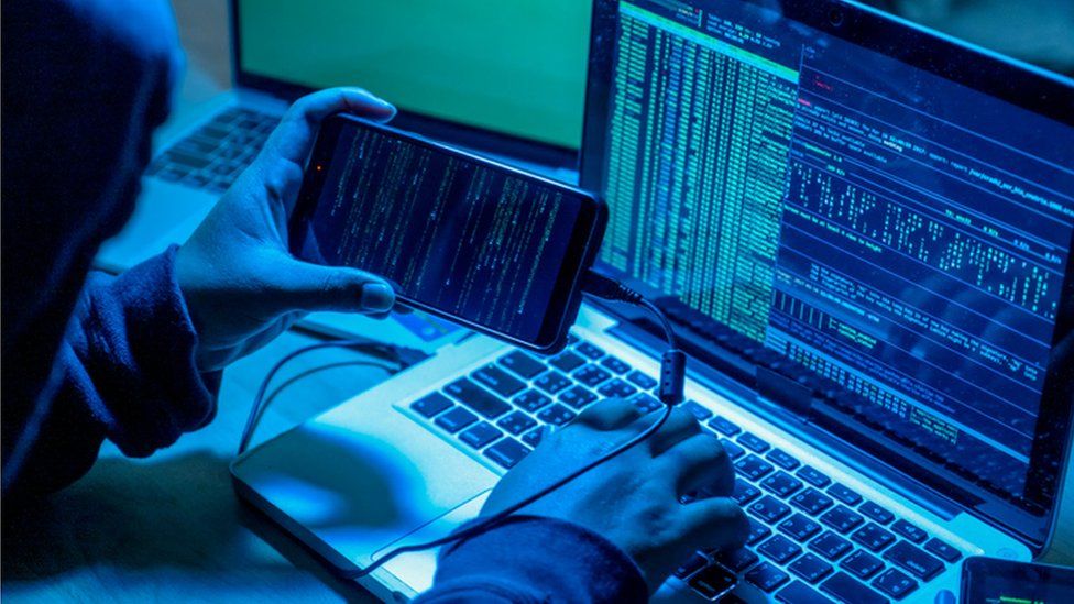 Хакеры украли почти 100 миллионов долларов в ходе ограбления криптовалюты в Японии