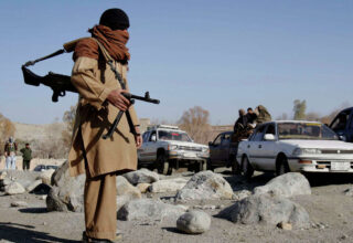 Безумие в Афганистане: вылет 800 человек на борту одного самолёта, расстрел афганских спецназовцев