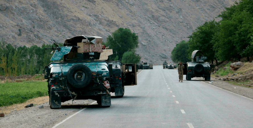 «Северный альянс» отбил несколько районов в Афганистане: талибы отступают