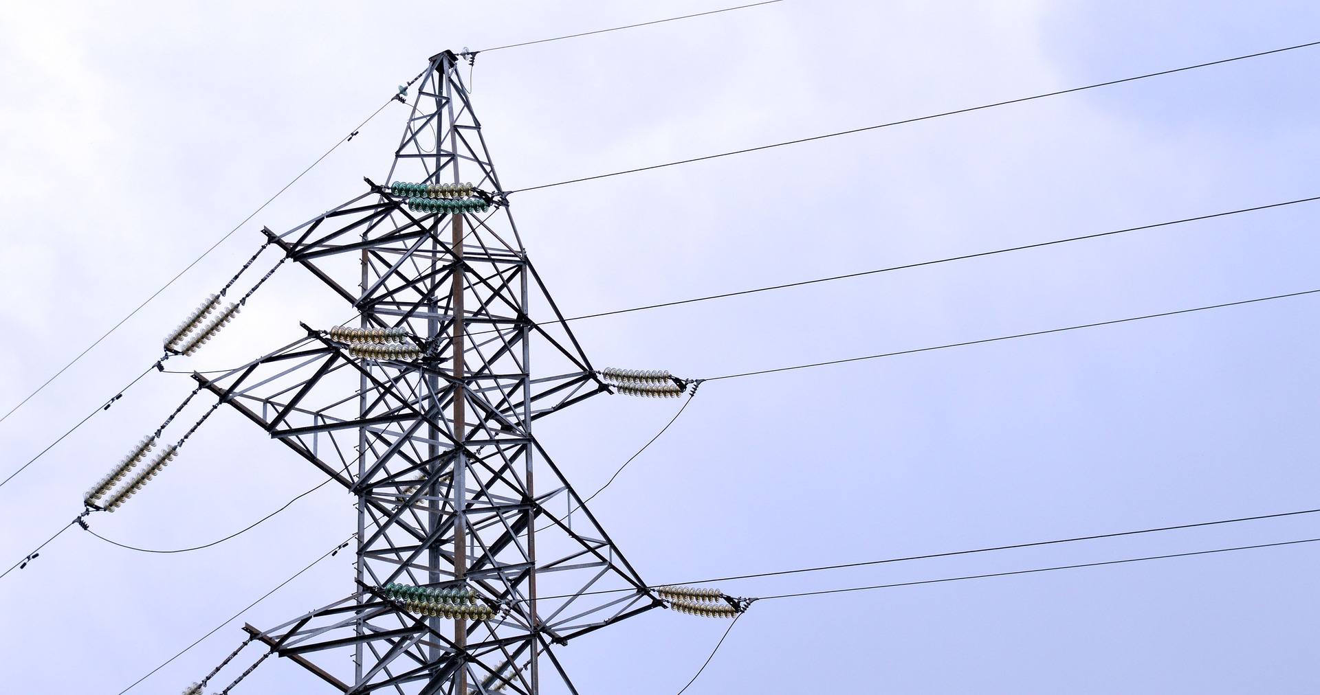 С октября текущего года тариф на электроэнергию для населения снижают до 1,44 грн/кВт*ч