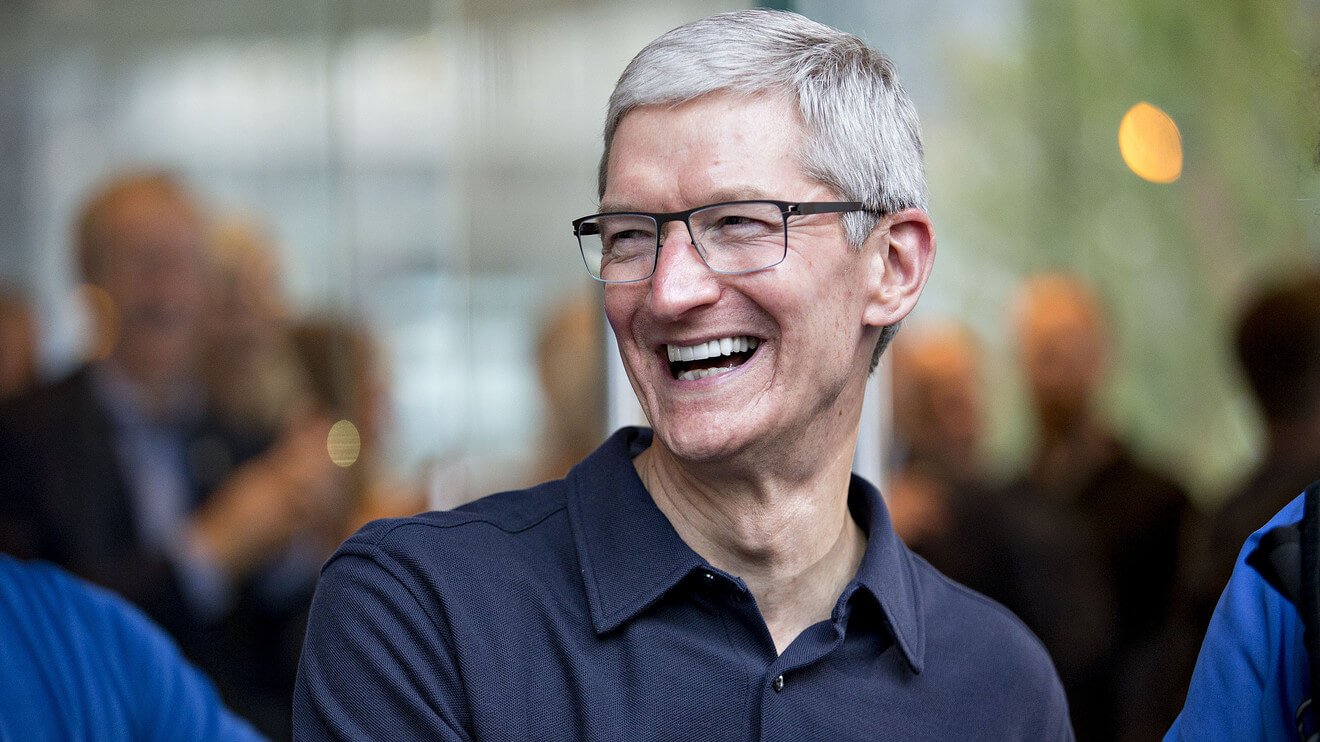 Генеральный директор Apple Тим Кук получил выплату в размере 750 млн долларов США