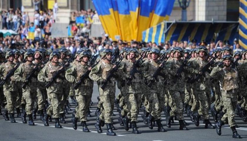 24 августа в центре Киева введут временное ограничение движения транспортных средств в связи с проведением парада войск