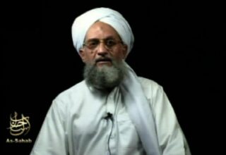 После информации о своей смерти, лидер «Аль-Каиды» появился на видео