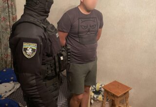 В Киеве задержали группу псевдополицейських