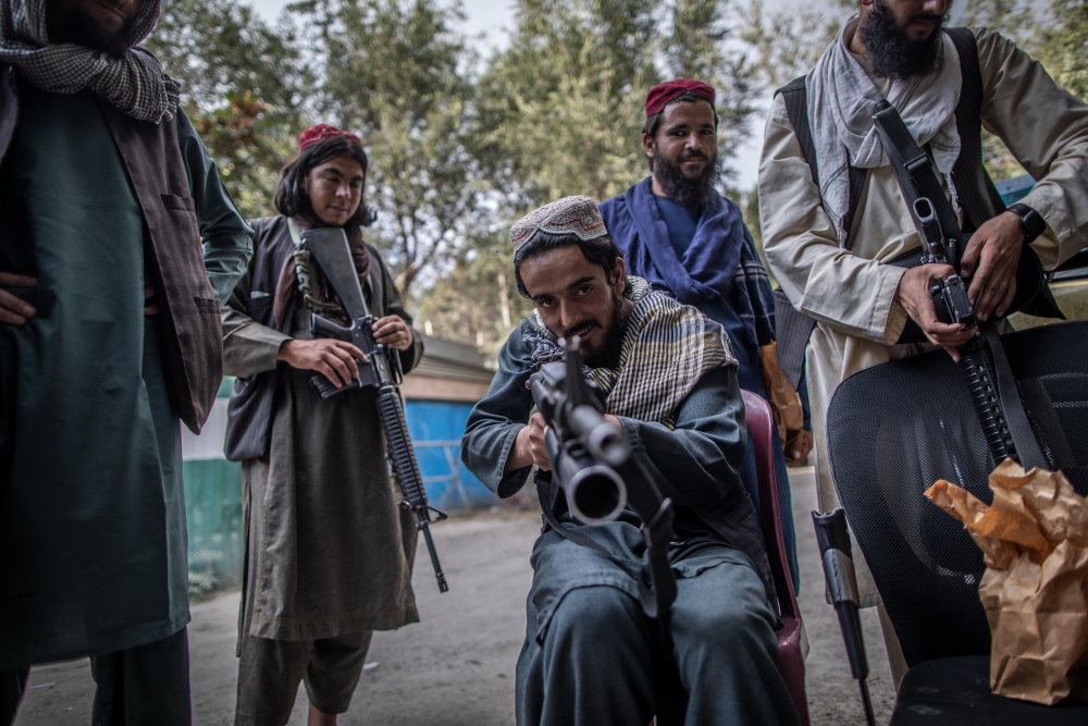 Около 70% СМИ в Афганистане закрылись после прихода талибов к власти