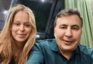 Нардеп от партии «Слуга народа» Лиза Ясько выложила совместное видео с Михаилом Саакашвили, которое было записано на случай его ареста