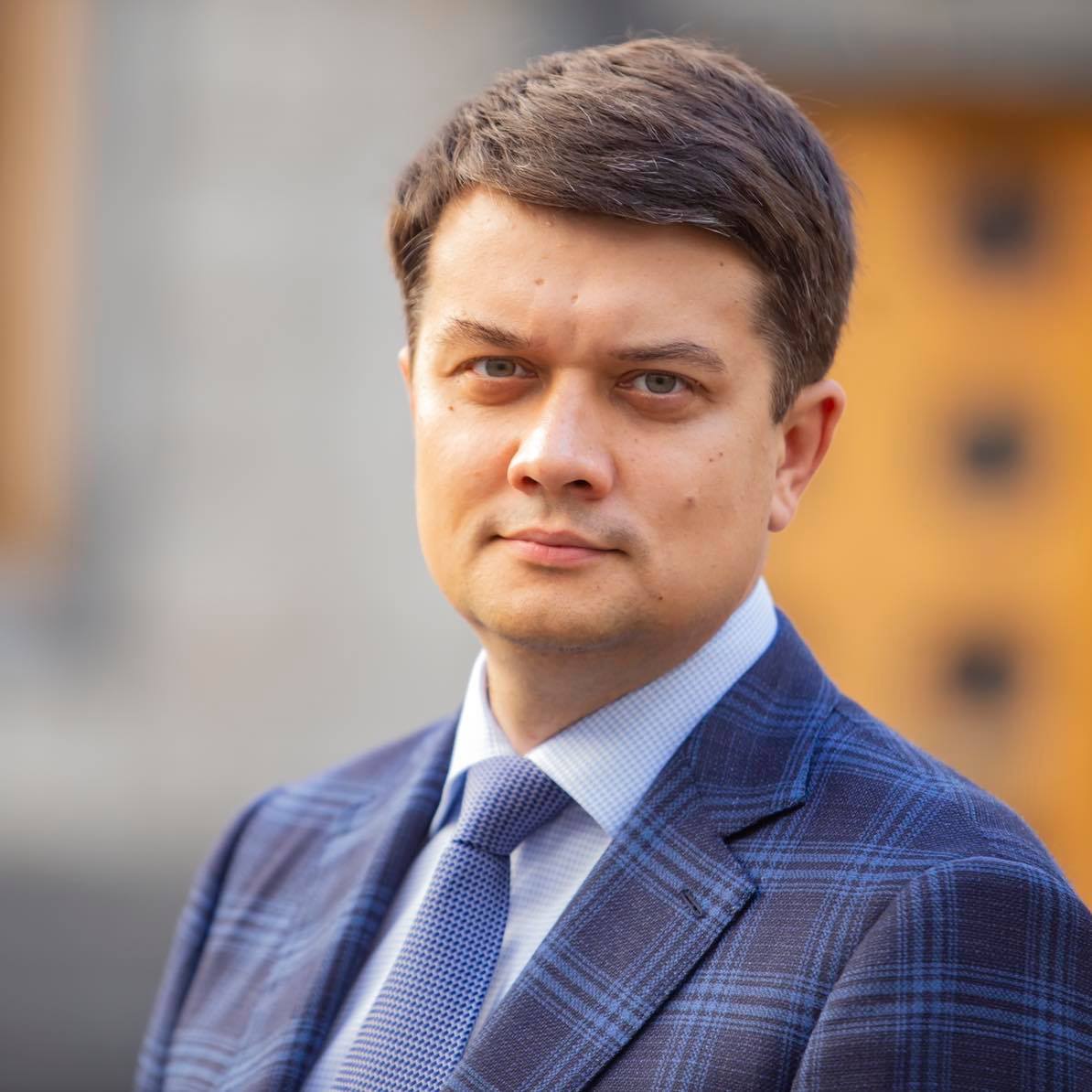 Сегодня нердепы фракции СН начнут процедуру отставки Дмитрия Разумкова