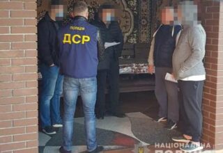В Житомирской области полиция сообщила о подозрении ОПГ, которая незаконно завладела имуществом нескольких обществ на сумму 100 млн грн