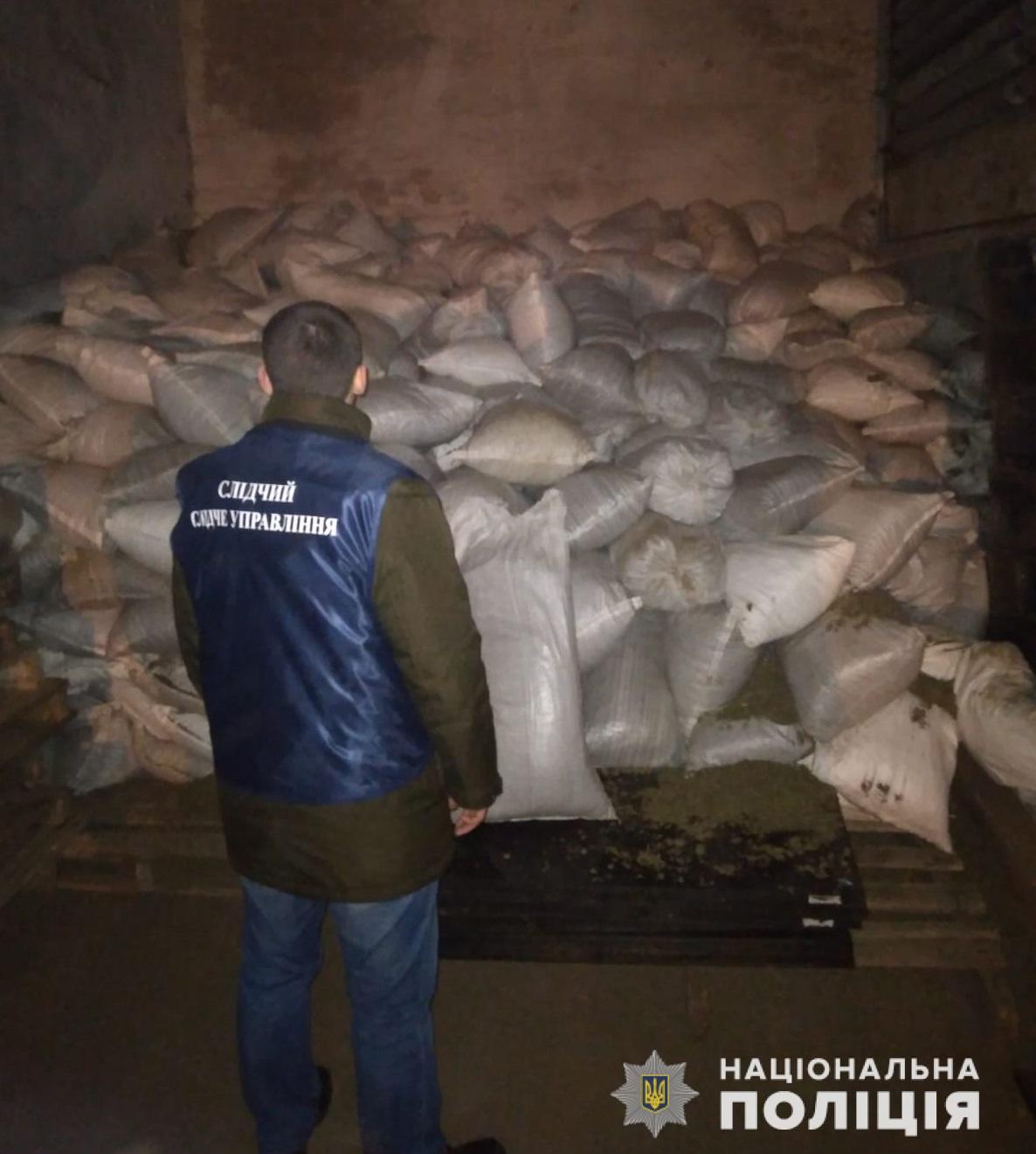 В Сумской области полицейские изъяли наркотиков на 55 миллионов гривен