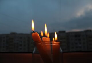 В Украине более полусотни населённых пунктов без света