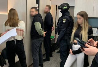 В Киеве полиция разоблачила ОПГ на махинациях в онлайн-бизнесе и вымогательстве средств у одного из правоохранителей