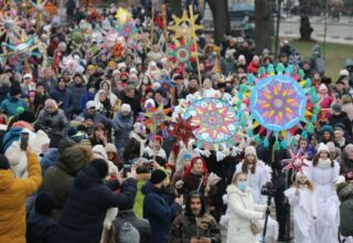 Во Львове состоялось традиционное «Шествие звездочётов»