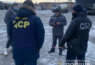 Полицейские Харькова сообщили о подозрении группе лиц в связи с незаконной добычей песка: почти 950 млн грн убытков государству