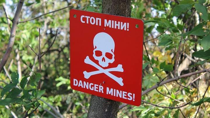 Співробітники ДСНС України знешкодили вже понад 251 тисяч вибухонебезпечних предметів у країні
