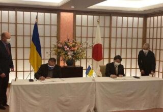 Япония передаст Украине защитное снаряжение для нужд армии