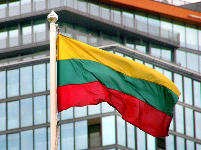 Литва предлагает союзникам проводить анкетирование россиян при въезде