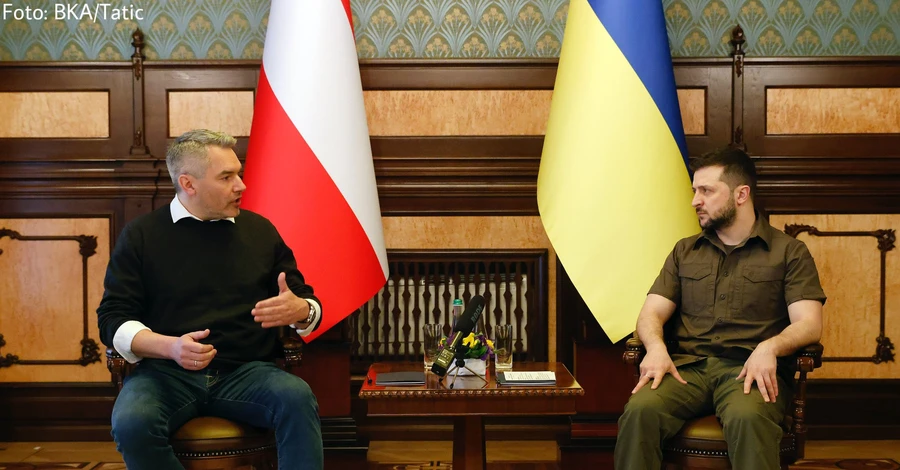 В Киев приехал канцлер Австрии