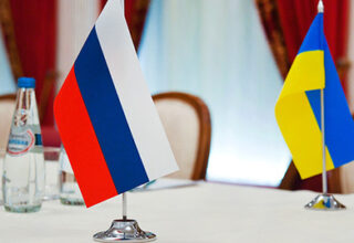Путин заявил Шольцу и Макрону о готовности к переговорам с Украиной