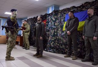 Зеленский посетил передовые позиции в Харьковской области