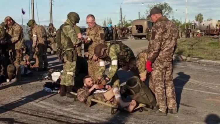 Красный Крест допустили к регистрации украинских военных, вышедших с «Азовстали»