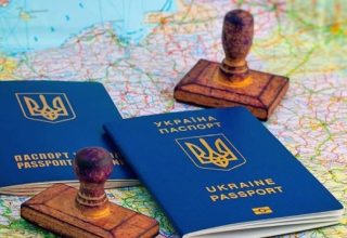 Морякам разрешили выезжать из Украины за границу