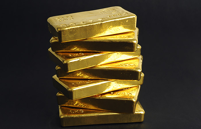 Украина временно отдала Польше свои золотовалютные запасы