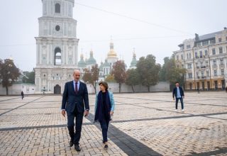 В Киев прибыла глава МИД Франции